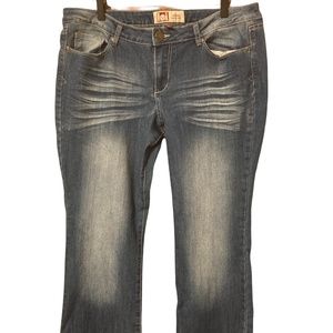 LEI - Ashley Lowrise Bootcut Faded Blue Jeans  - JUNIOR SIZE 17